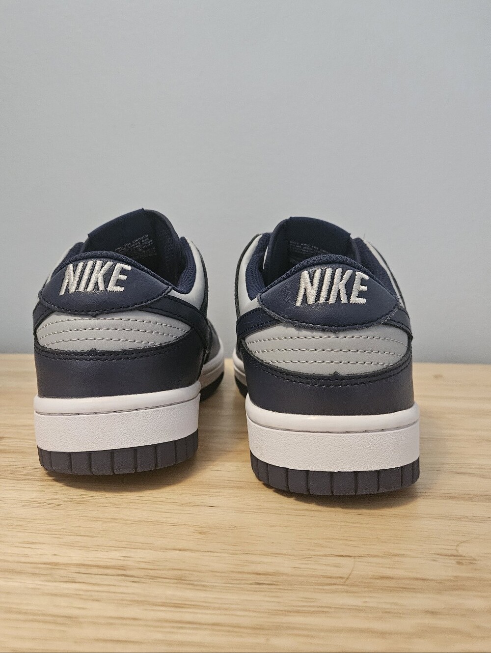 Nike Dunk Low Retro Georgetown Sneakers - Size 8 - Picture 6 of 9